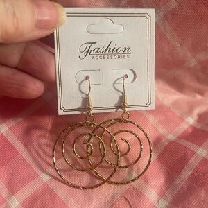 🎈SALE🎈🌸#80.SPIRAL DROP EARRINGS 🌸